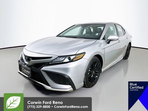 Used 2023 Toyota Camry XSE image 3