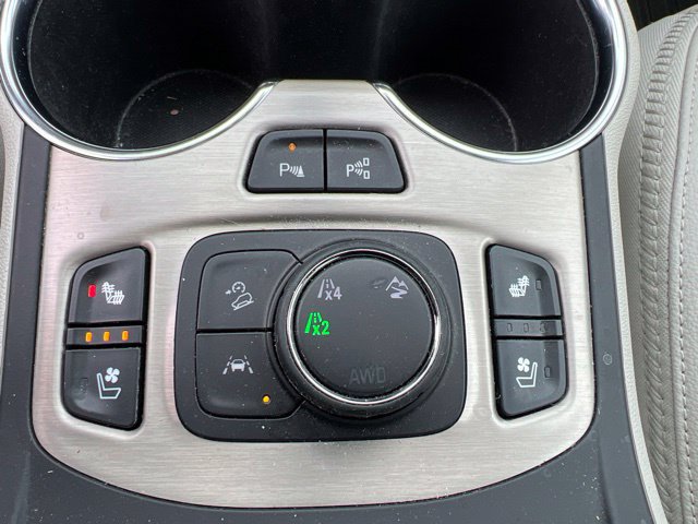 Used 2024 GMC Terrain Denali w/ Denali Premium Package AWD/4WD image 36