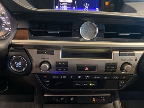 Used 2018 Lexus ES 350 w/ Premier Package FWD image 20