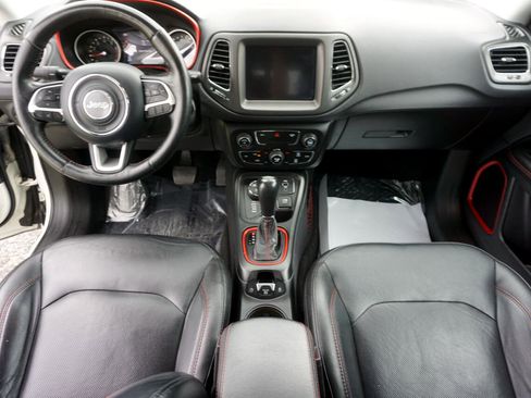 Used 2018 Jeep Compass Trailhawk w/ Leather Interior Group image 11