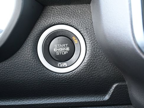 Used 2024 RAM 1500 Lone Star image 16