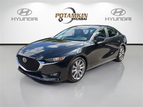 Used 2021 MAZDA MAZDA3 s image 1