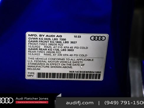 Used 2024 Audi SQ8 e-tron Premium Plus w/ Black Optic Package image 25