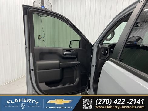 Used 2025 Chevrolet Silverado 1500 Custom RWD image 8