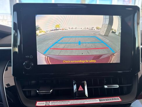 Used 2026 Toyota Corolla SE FWD image 30