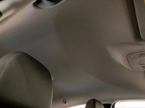 Used 2019 Chevrolet Cruze LT FWD image 21