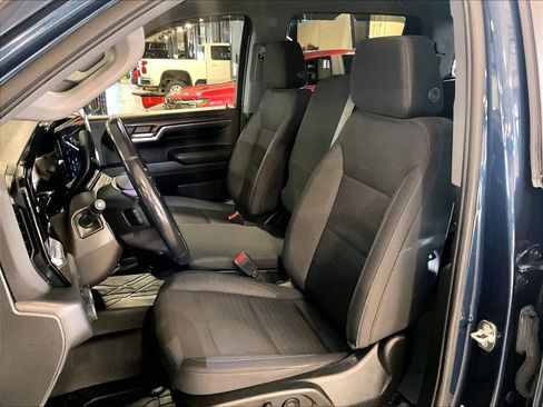 Used 2022 Chevrolet Silverado 1500 LT Trail Boss image 10