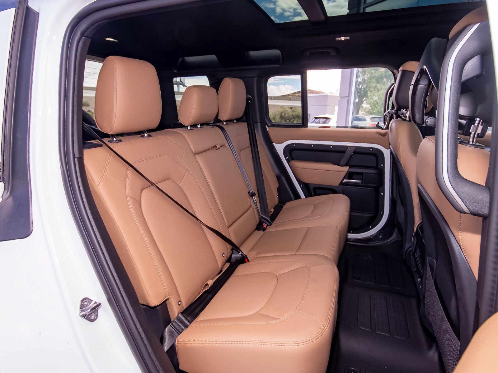 New 2026 Land Rover Defender 110 X-Dynamic SE AWD/4WD image 48