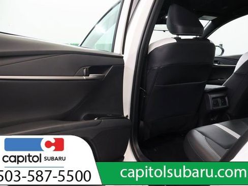 Used 2025 Toyota Camry SE image 28