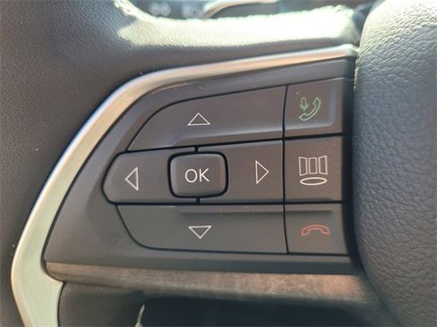 New 2025 Jeep Grand Cherokee Limited w/ Luxury Tech Group II image 29