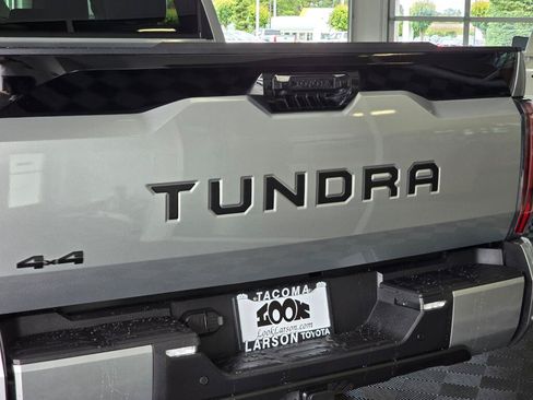 Used 2023 Toyota Tundra Platinum AWD/4WD image 12