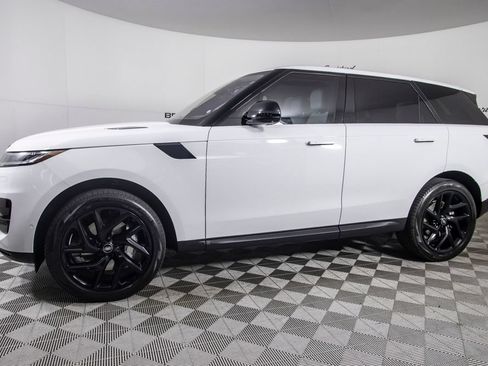 Used 2023 Land Rover Range Rover Sport SE AWD/4WD image 9