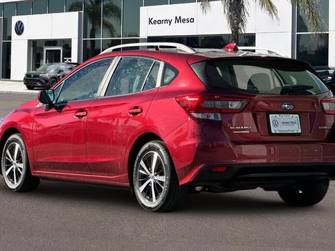 Used 2021 Subaru Impreza 2.0i Premium image 6