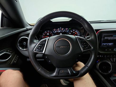 Used 2017 Chevrolet Camaro SS RWD image 17