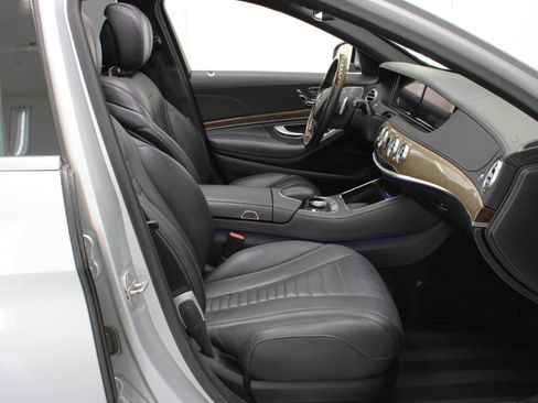Used 2014 Mercedes-Benz S 550 Sedan image 50