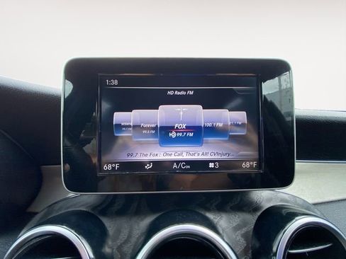 Used 2019 Mercedes-Benz GLC 300 image 23