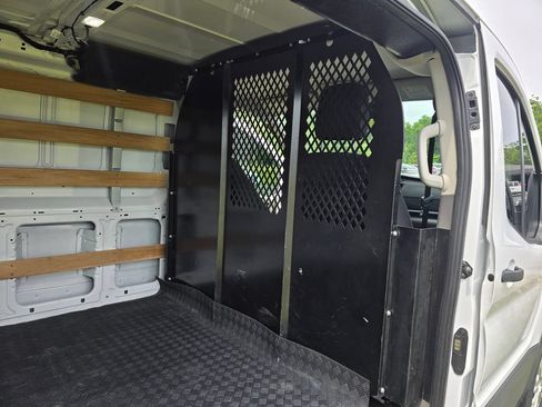 Used 2024 Ford Transit 250 Low Roof w/ Exterior Upgrade Package RWD image 11