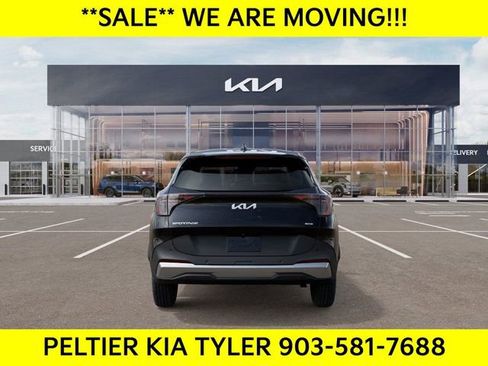 New 2026 Kia Sportage LX FWD image 5