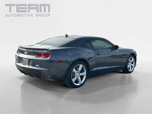 Used 2010 Chevrolet Camaro SS image 7