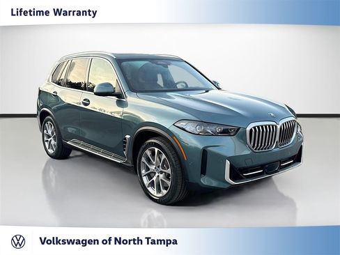 Used 2025 BMW X5 xDrive50e AWD/4WD image 1