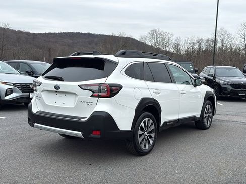 Used 2023 Subaru Outback Limited XT image 6