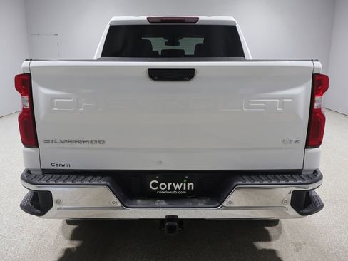 Used 2023 Chevrolet Silverado 1500 LTZ AWD/4WD image 3