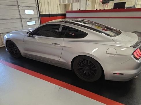 Used 2019 Ford Mustang Coupe w/ Equipment Group 101A RWD image 3