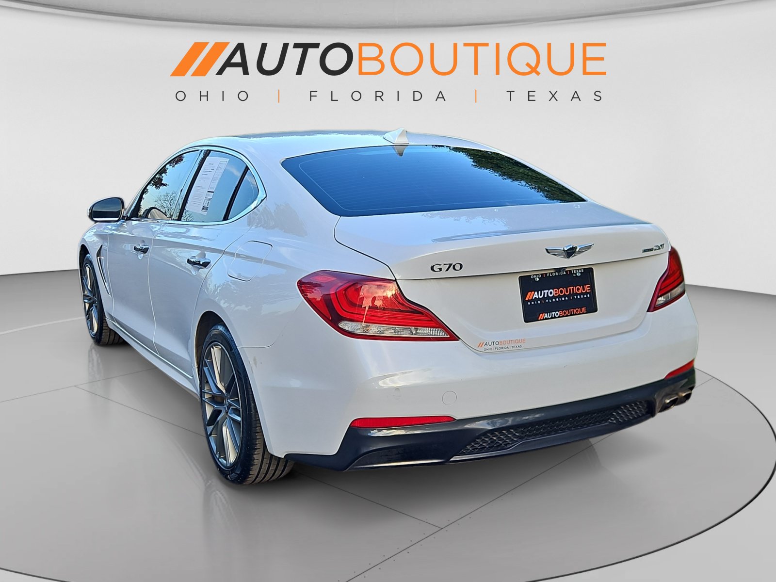 Used 2019 Genesis G70 2.0T Advanced AWD/4WD image 3