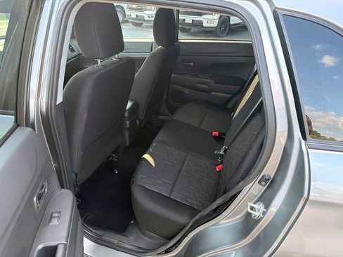 Used 2025 Mitsubishi Outlander Sport ES AWD/4WD image 11