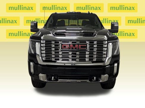 New 2026 GMC Sierra 2500 Denali w/ Denali Reserve Package image 5
