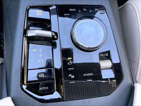 Used 2025 BMW X3 xDrive30i image 33