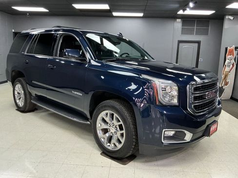 Used 2018 GMC Yukon SLE w/ SLE Value Package image 2