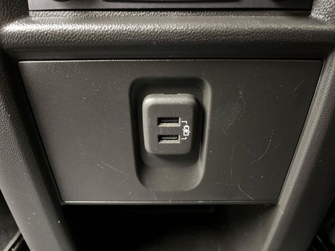 Certified 2023 Chevrolet Traverse LT w/ LPO, Floor Liner Package AWD/4WD image 11
