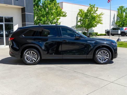 Used 2025 MAZDA CX-90 3.3 Turbo w/ Preferred Package AWD/4WD image 8