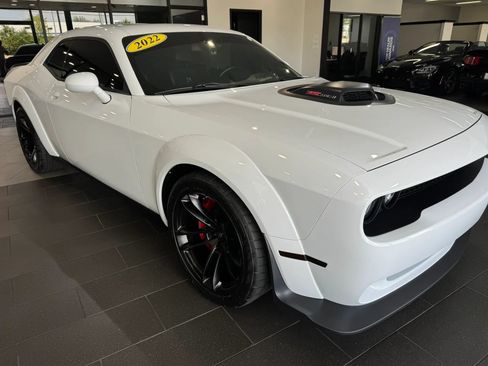 Used 2022 Dodge Challenger R/T Scat Pack RWD image 4