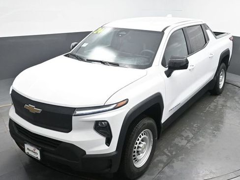 Used 2024 Chevrolet Silverado EV W/T image 23
