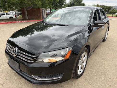 Used 2012 Volkswagen Passat 2.5 SE FWD image 3