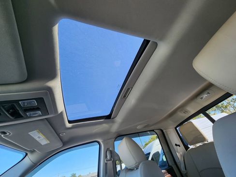 Used 2018 RAM 3500 Laramie image 17