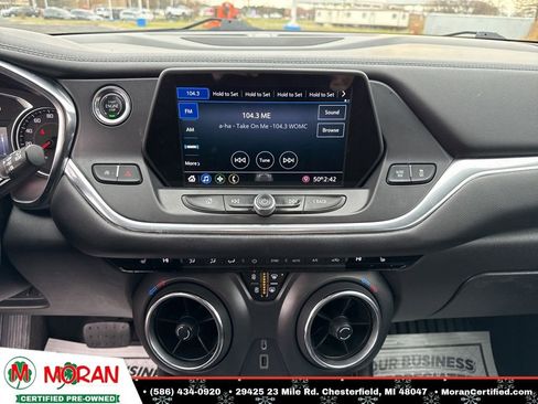 Used 2020 Chevrolet Blazer LT image 17