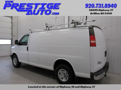 Used 2015 Chevrolet Express 3500 image 2