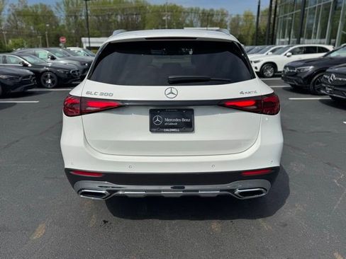 Used 2026 Mercedes-Benz GLC 300 4MATIC image 4