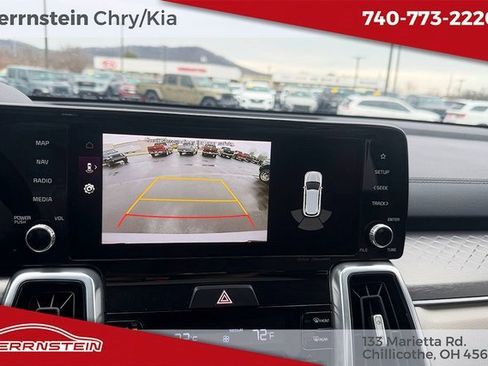 Used 2023 Kia Sorento SX image 17