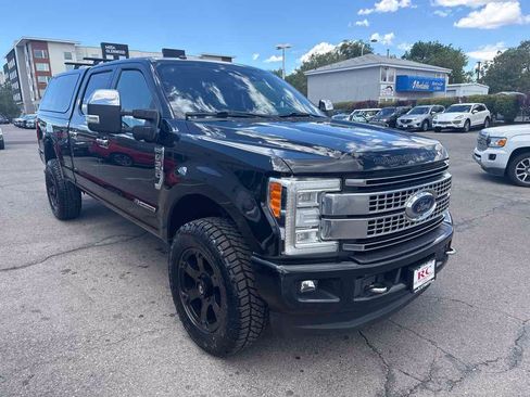 Used 2017 Ford F350 Platinum w/ Platinum Ultimate Package AWD/4WD image 4