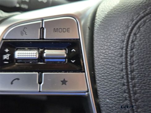 Certified 2024 Kia Telluride EX image 29