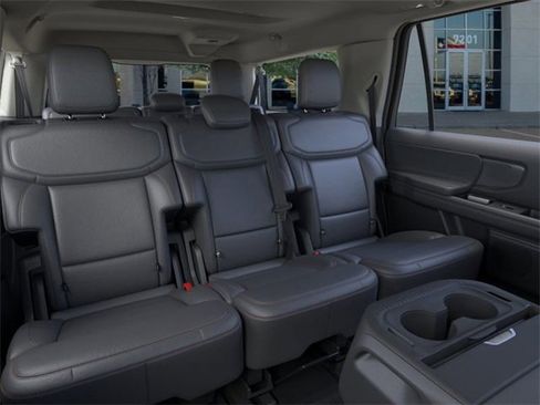 New 2025 Ford Expedition Max Active image 11
