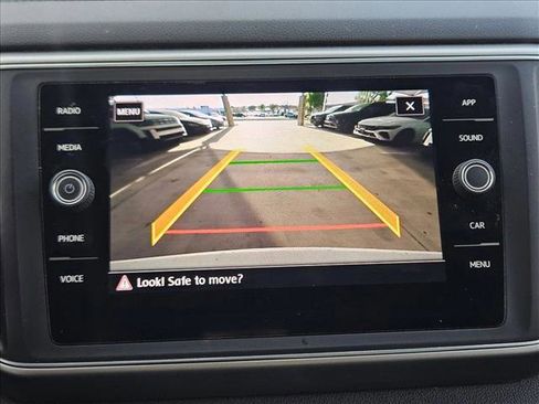 Used 2018 Volkswagen Atlas SE image 11