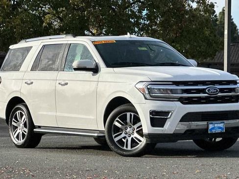 Certified 2023 Ford Expedition Limited image 2