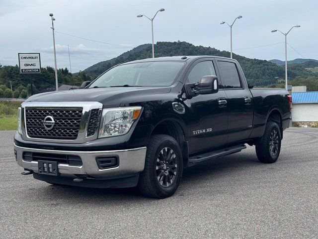 Used 2017 Nissan Titan SV AWD/4WD image 3
