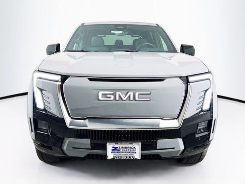 Certified 2025 GMC Sierra EV Denali image 2