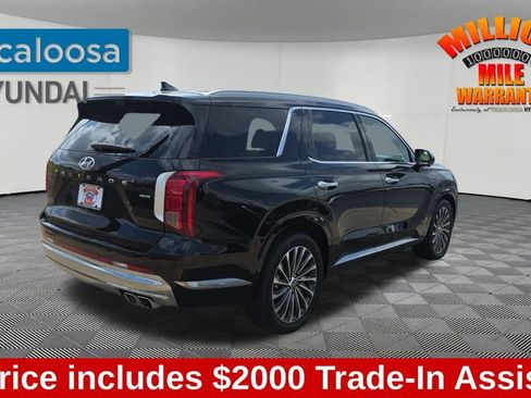 Used 2023 Hyundai Palisade Calligraphy AWD/4WD image 7
